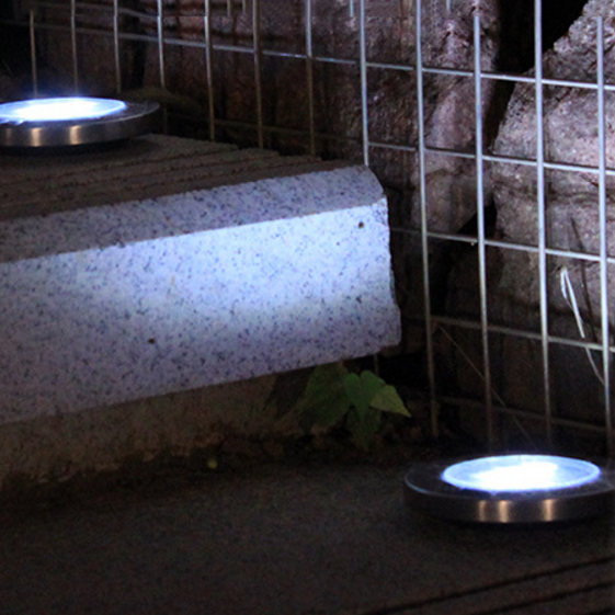 Solar angetriebener Bodenpfad LED -Licht