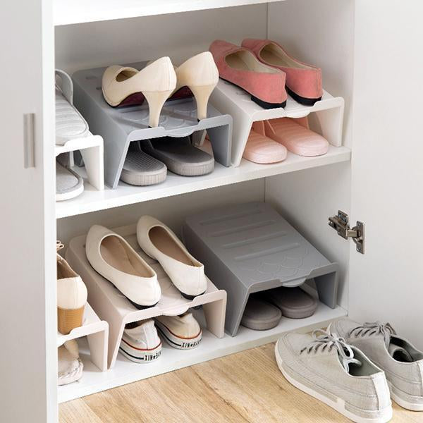 Stapelbarer Schuhregal