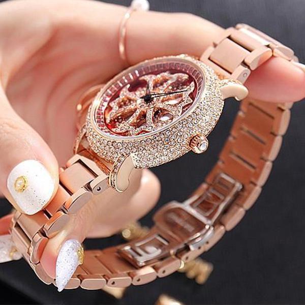 Frauen wasserdichte Fashion Diamond Quartz Uhr