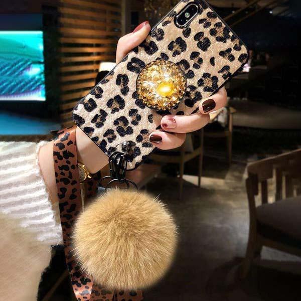 LEOPARD HAIR BALL PHONE CASE